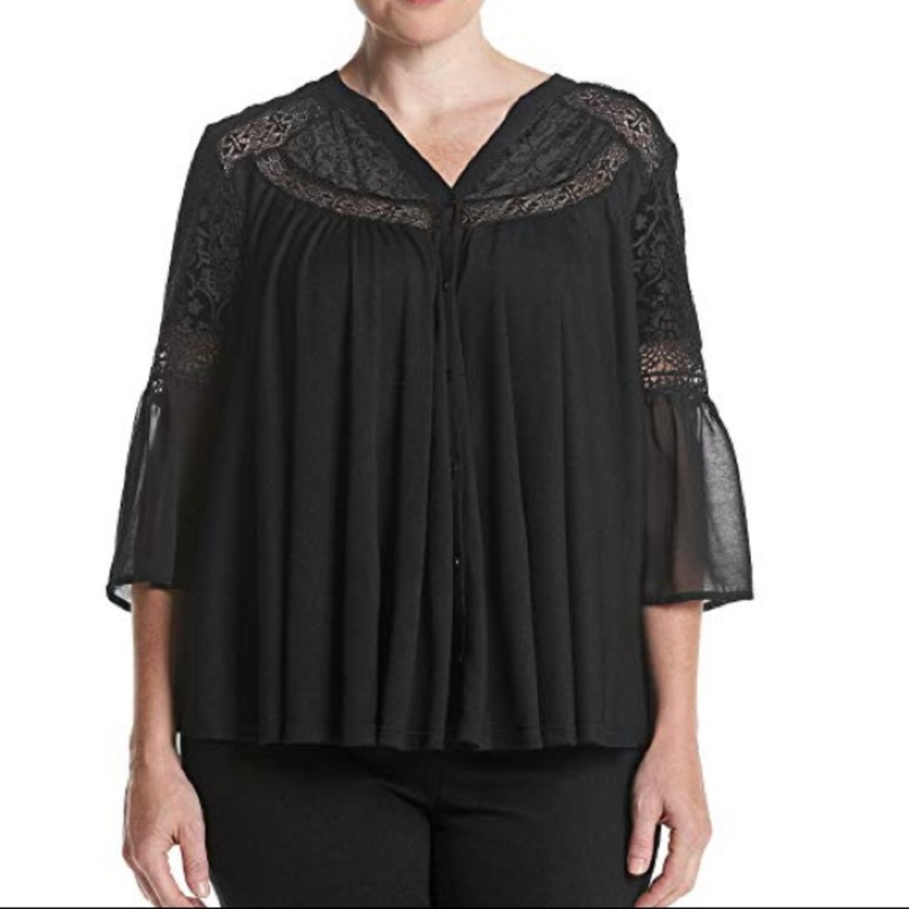Chelsea & Theodore Button Down Blouse